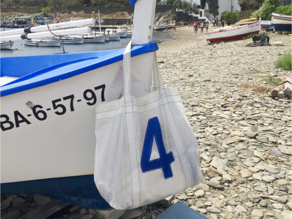 Bolsa playa de vela reciclada Capri por Aqualata