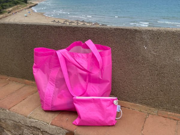 Bolsa y Neceser Corfú de Aqualata. jpg